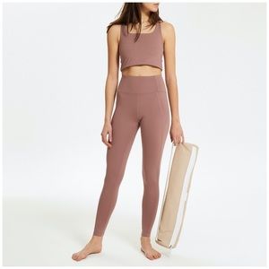 Girlfriend Collective compression bra + high leggings set - small